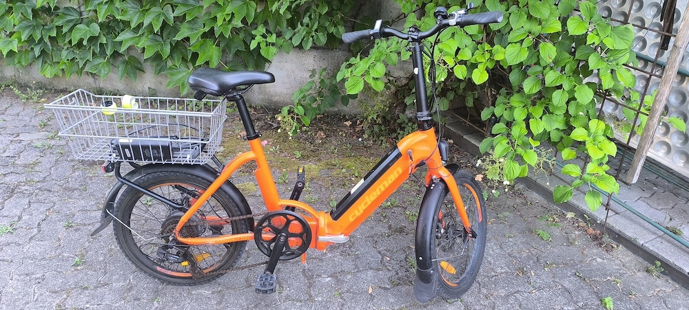 2 Klapp E - Fahrräder zu verkaufen