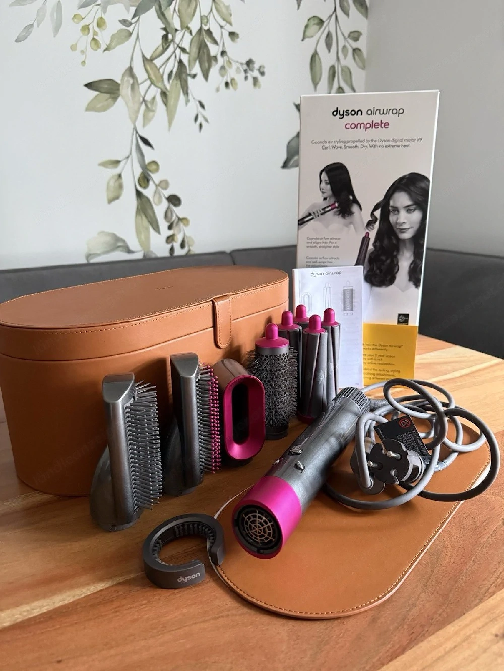 Dyson Airwrap Complete Multi-Styler 1300W mit Aufsätzen & Koffer grau rosa