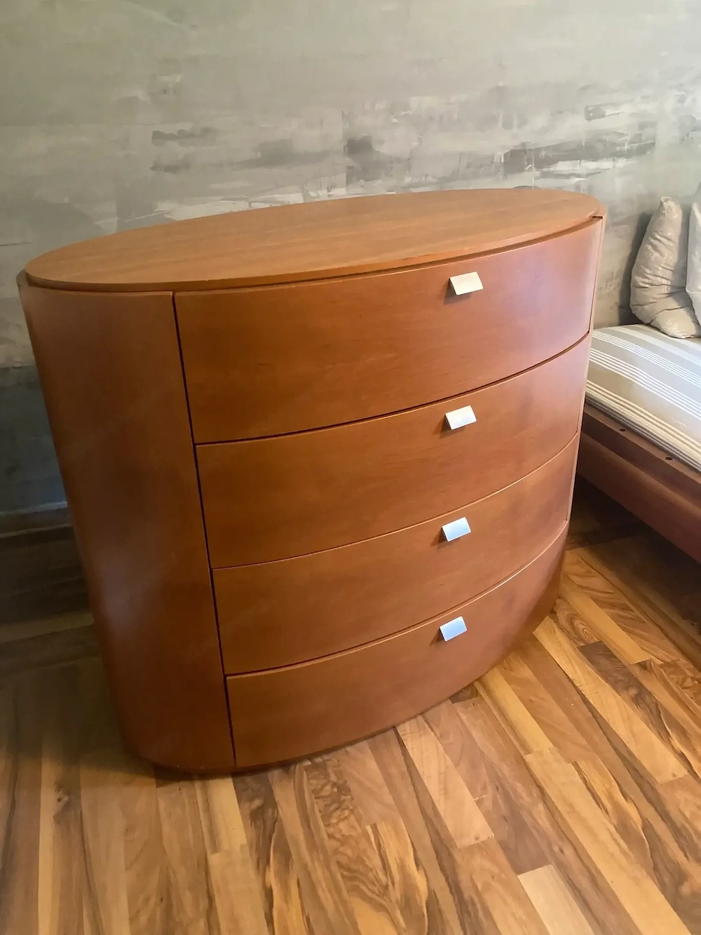 Moderne Schubladenkommode Modell Circle