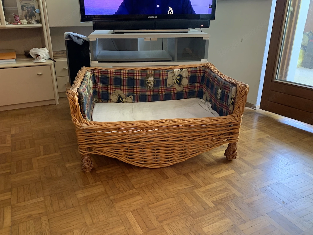 Hundesofa aus Weide