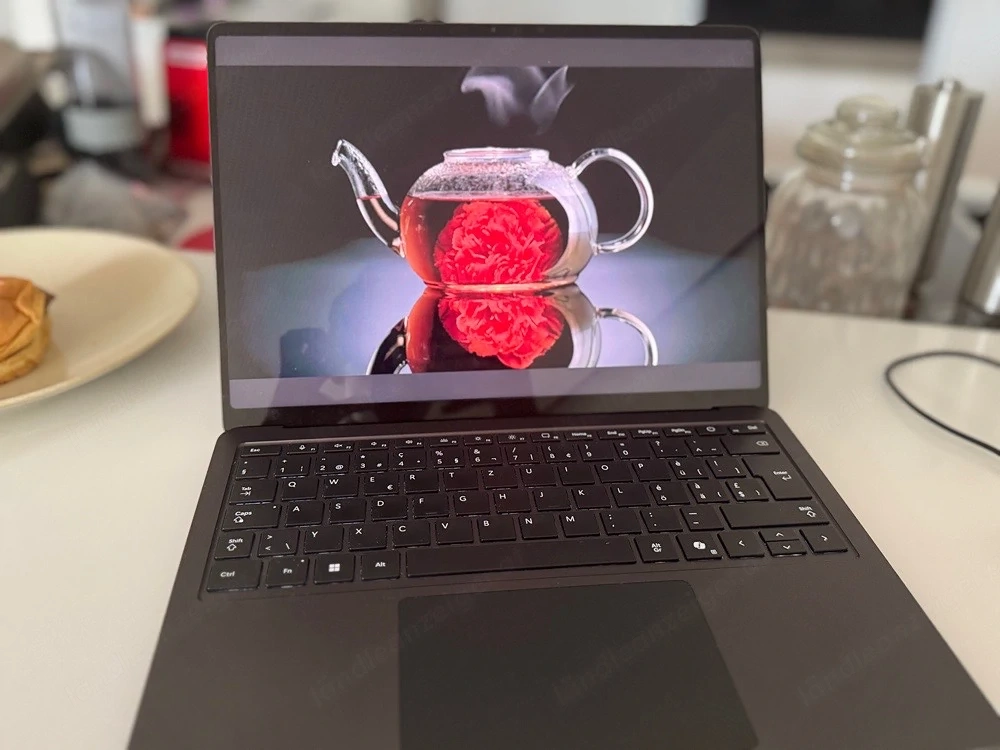 Microsoft Surface Laptop 7th Edition