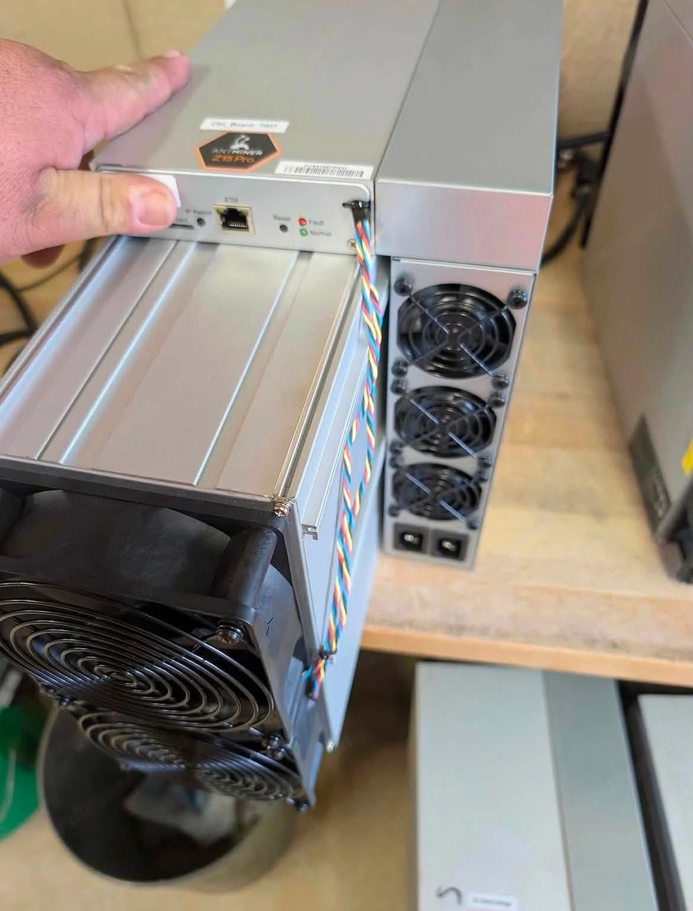 Bitmain Antminer Z15pro 840k & 860k Zcash-Miner   NEU & originalverpackt