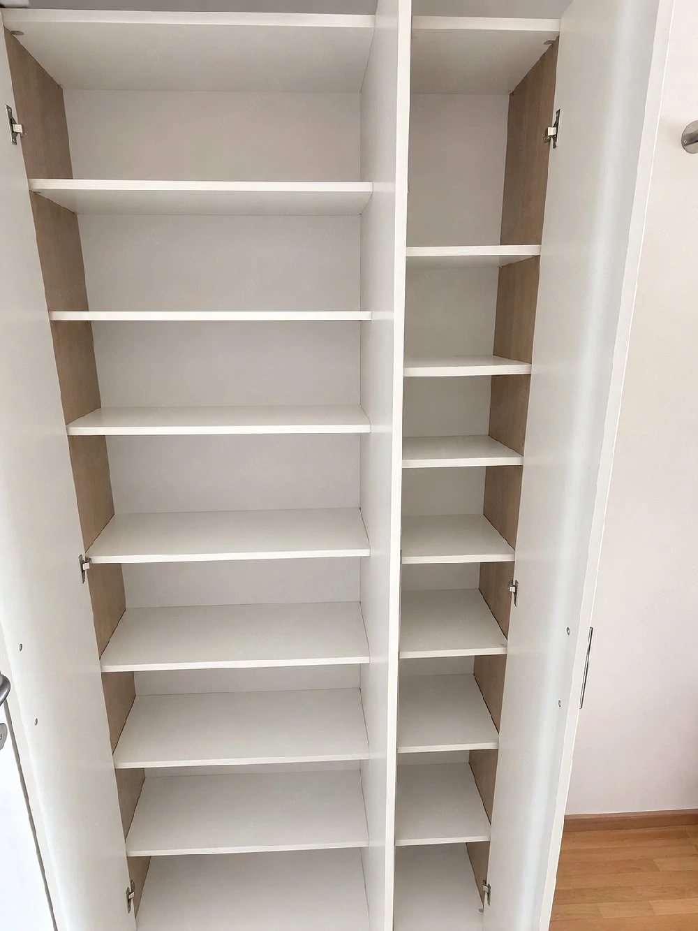 Gardarobenschrank 
