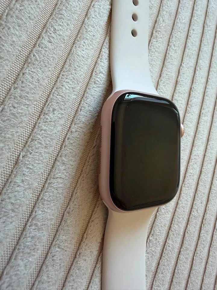 Apple Watch Series 10 42mm GPS+Cellular