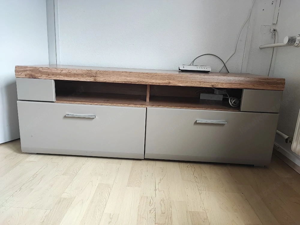 Sideboard 