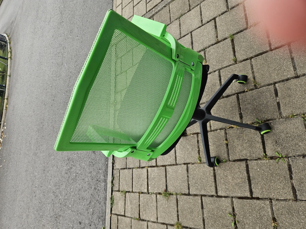 Büro Stuhl  aus Jugendzimmer - sehr gut erhalten
