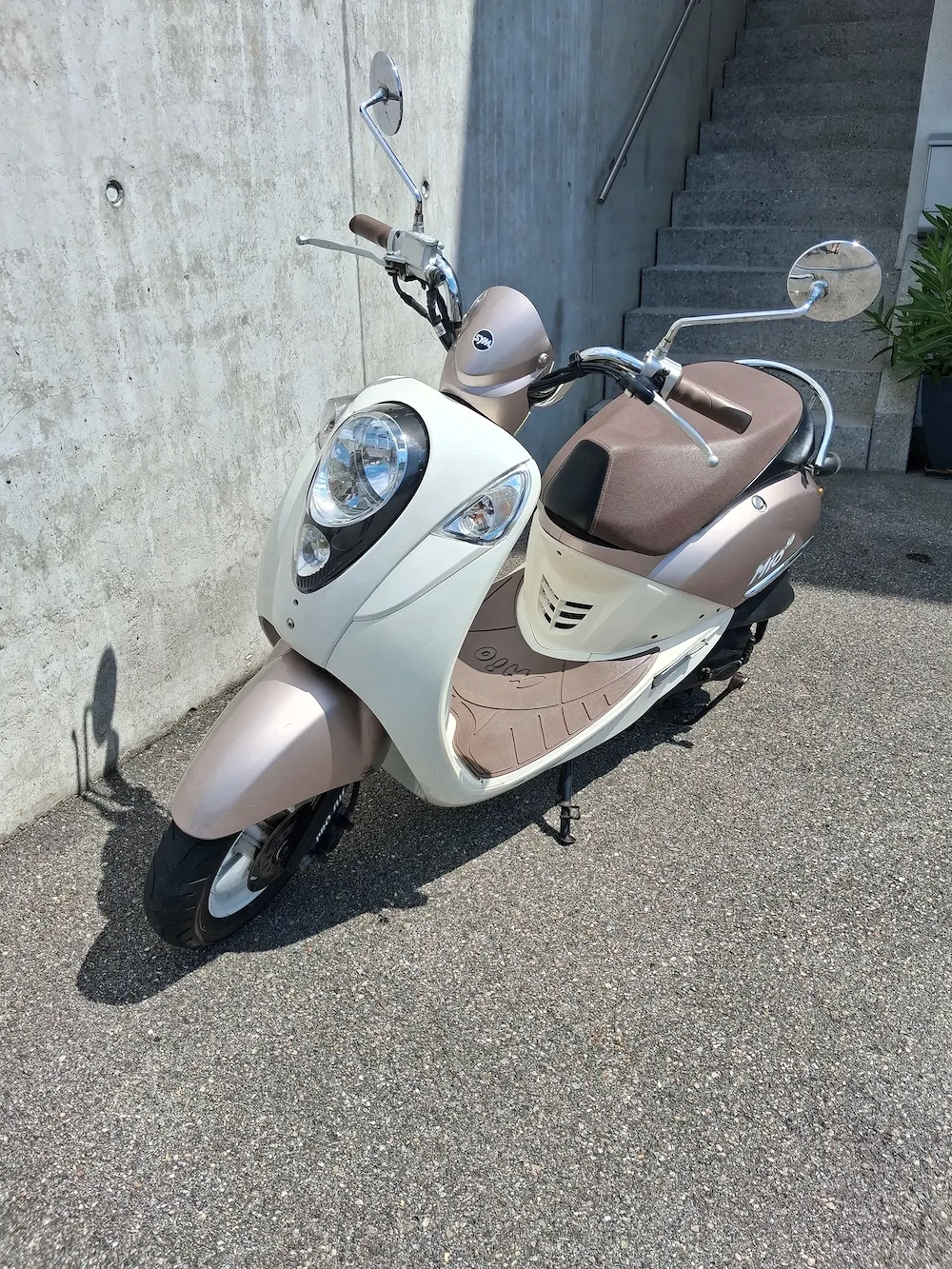 Sym Mio 50 Roller Moped