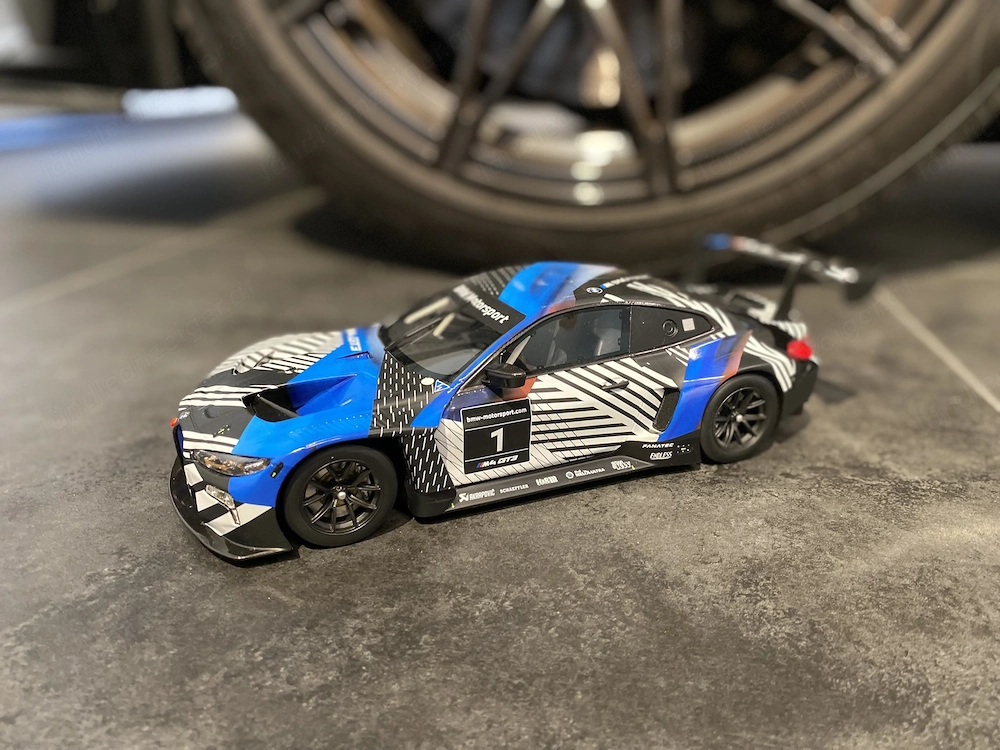 BMW M4 GT3 Test Car   Prototyp 1:18 TopSpeed