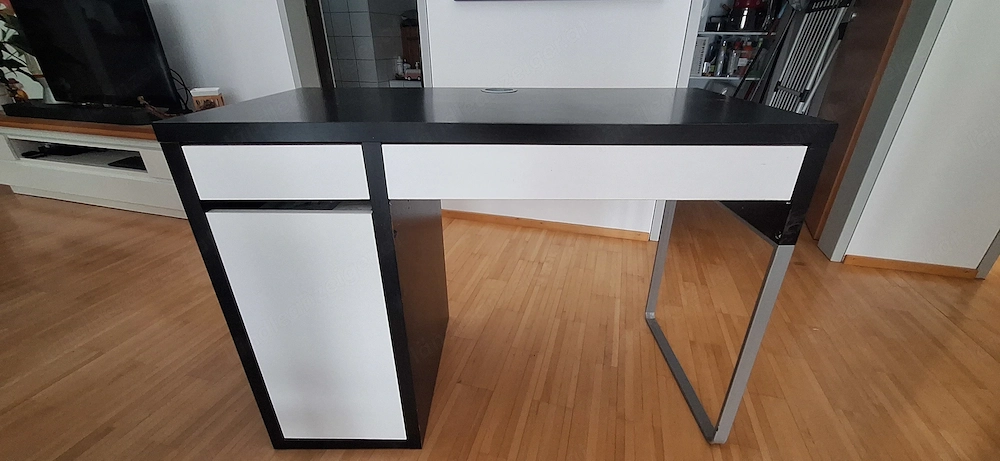 Ikea Schreibtisch mit Drehsessel günstig