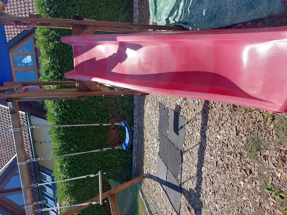 GRATIS        Spielturm zur Selbstabbauen und abholen in Meiningen 