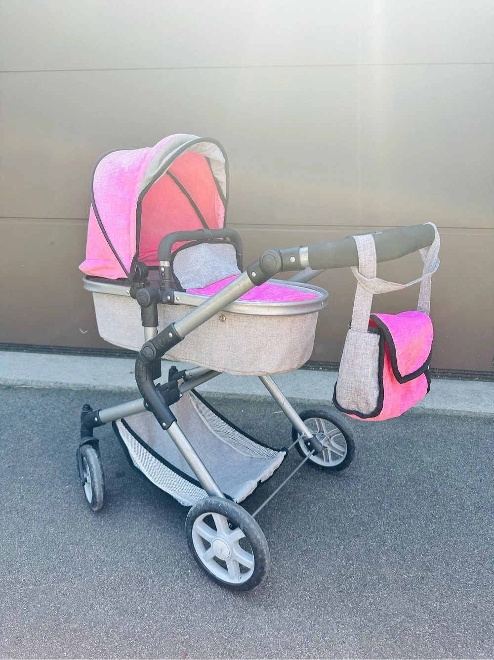 Puppenwagen 