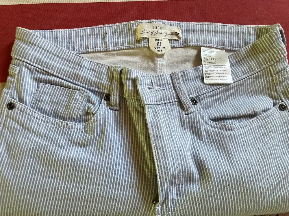 BW - Hose gestreift