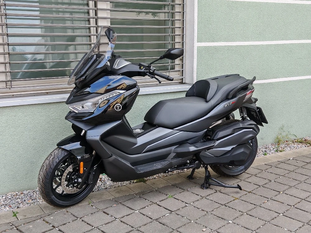 Voge SR 4 - 350 ccm.  