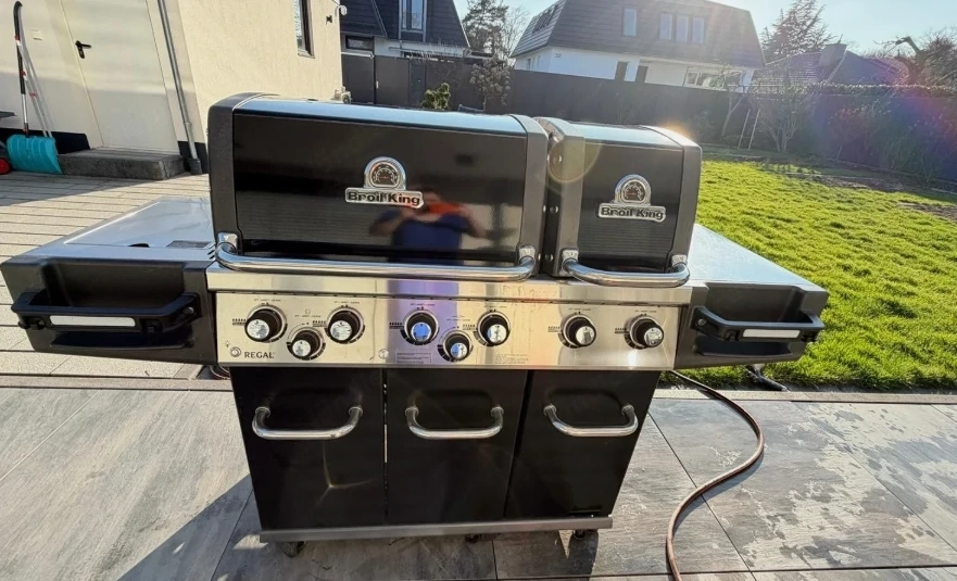 Broil King Regal 690 XL Black Gasgrill   kaum genutzt, Topzustand