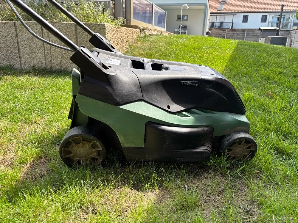osch 36V Akku-Gartenset: Rasenmäher AdvancedRotak 36-750 + Laubbläser + 2x Akku + Schnellladegerät
