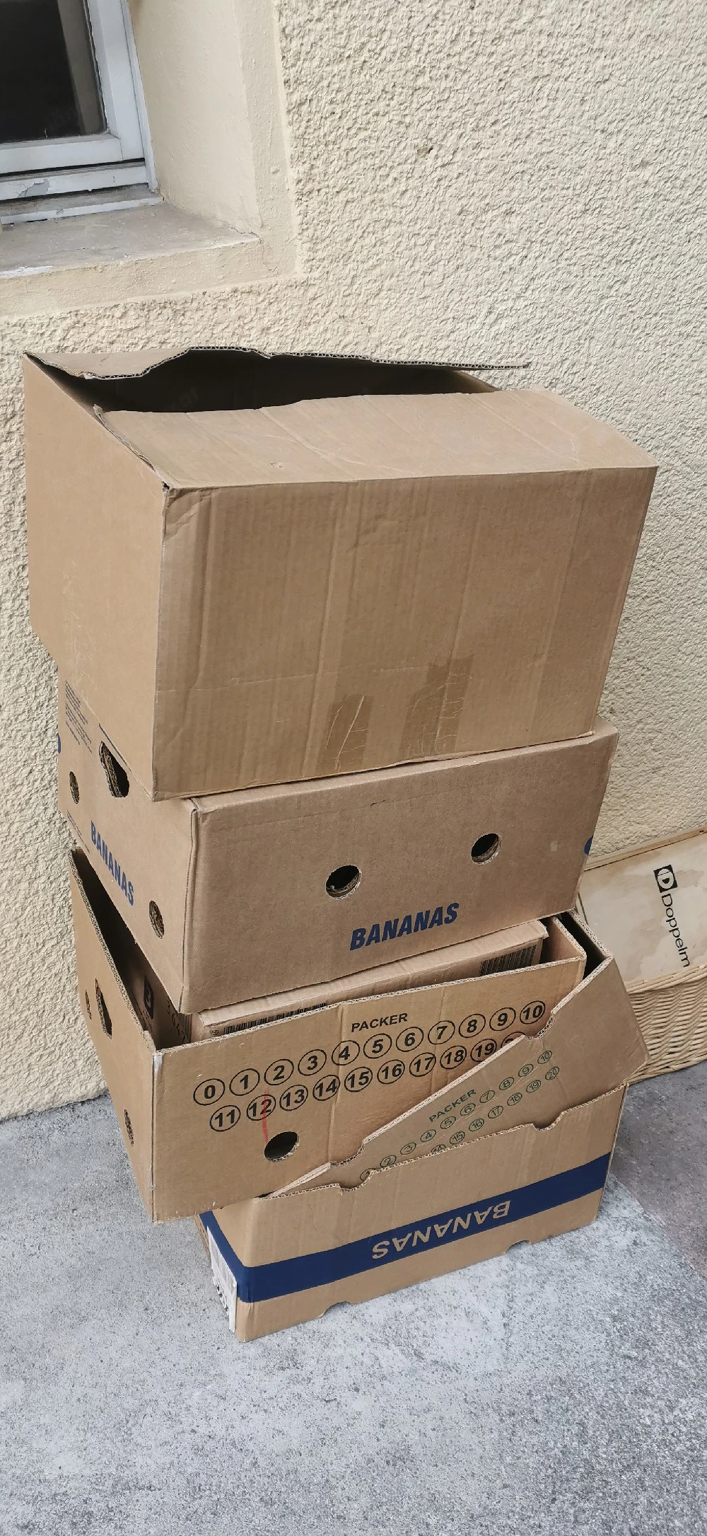 Kartons zu verschenken