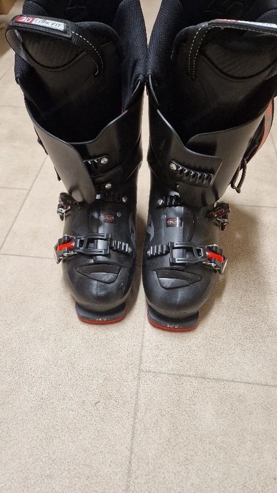 Ski-Schuhe 