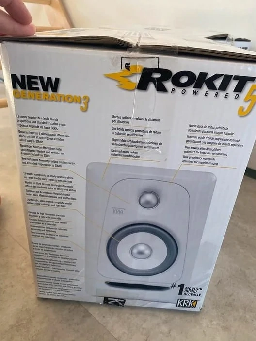 Rokit studio monitor pair.