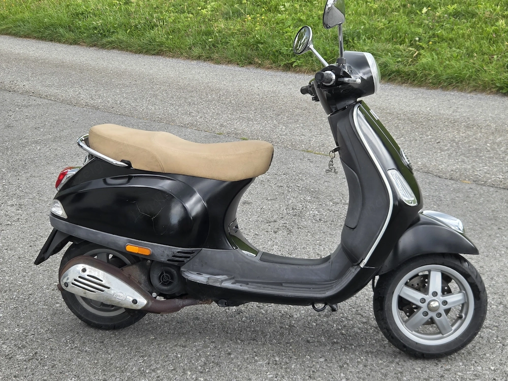 Vespa LX 50, EZL: 2010