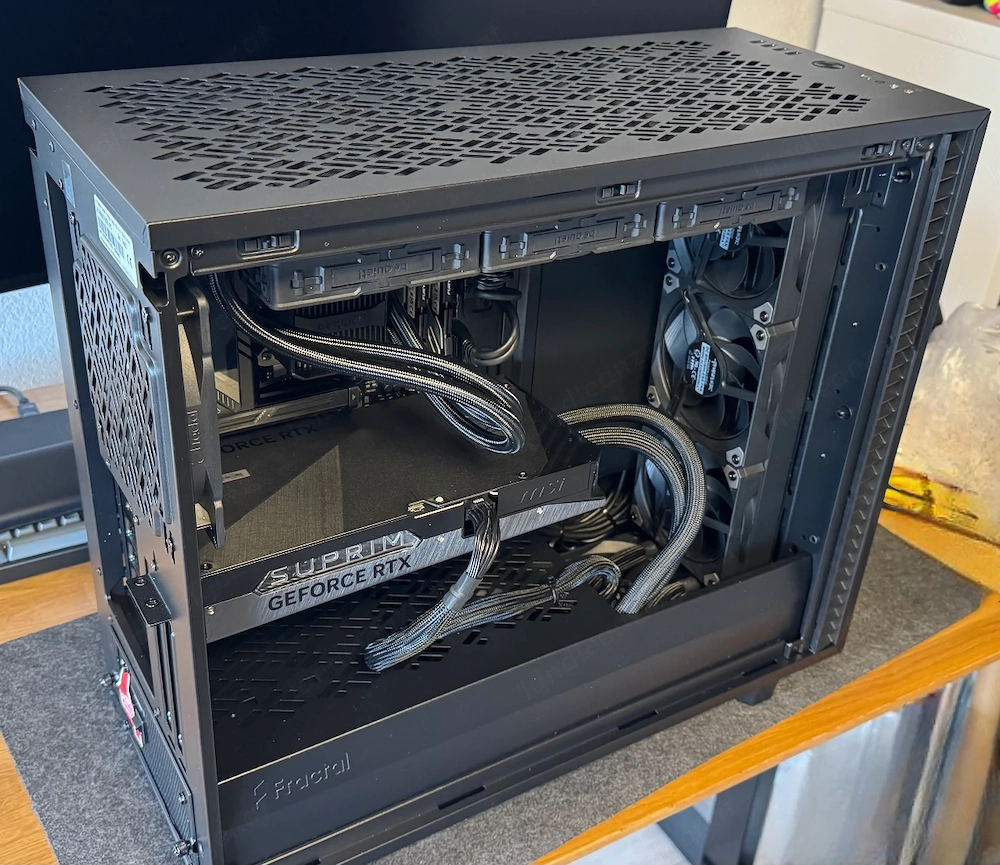 High-End Gaming-PC   KI-Workstation