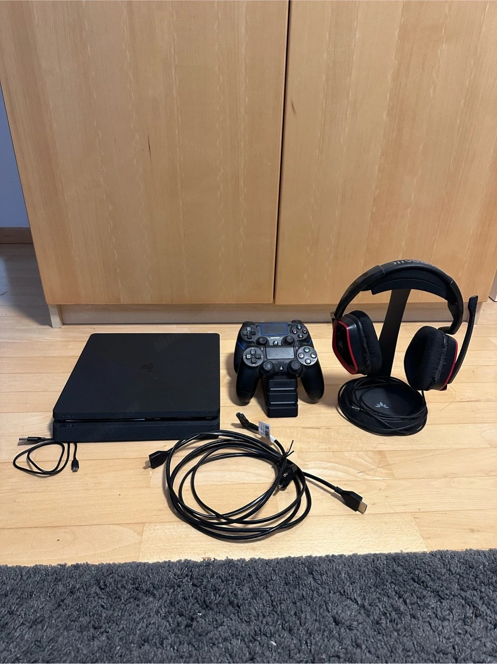 Ps4 set zu verkaufen
