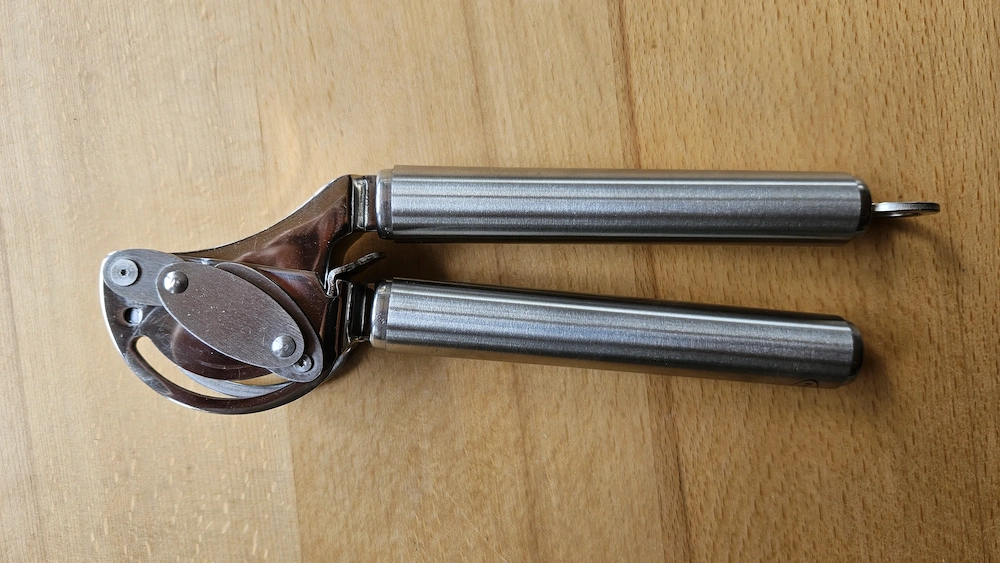 RÖSLE Knoblauchpresse   Edelstahl