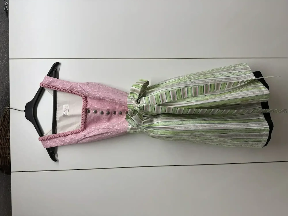 Dirndl Knielang Gr. 38 neuwertig   rosa schwarz grün