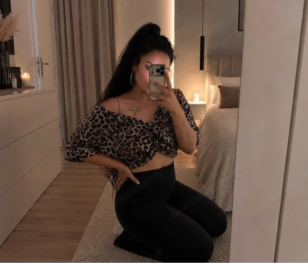 Hallo Ich bin Leyla