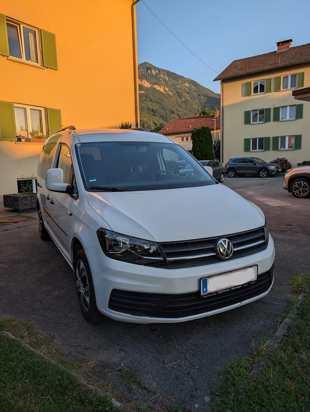 Volkswagen Caddy Kombi Maxi 2,0 TDI Kombi *LED*