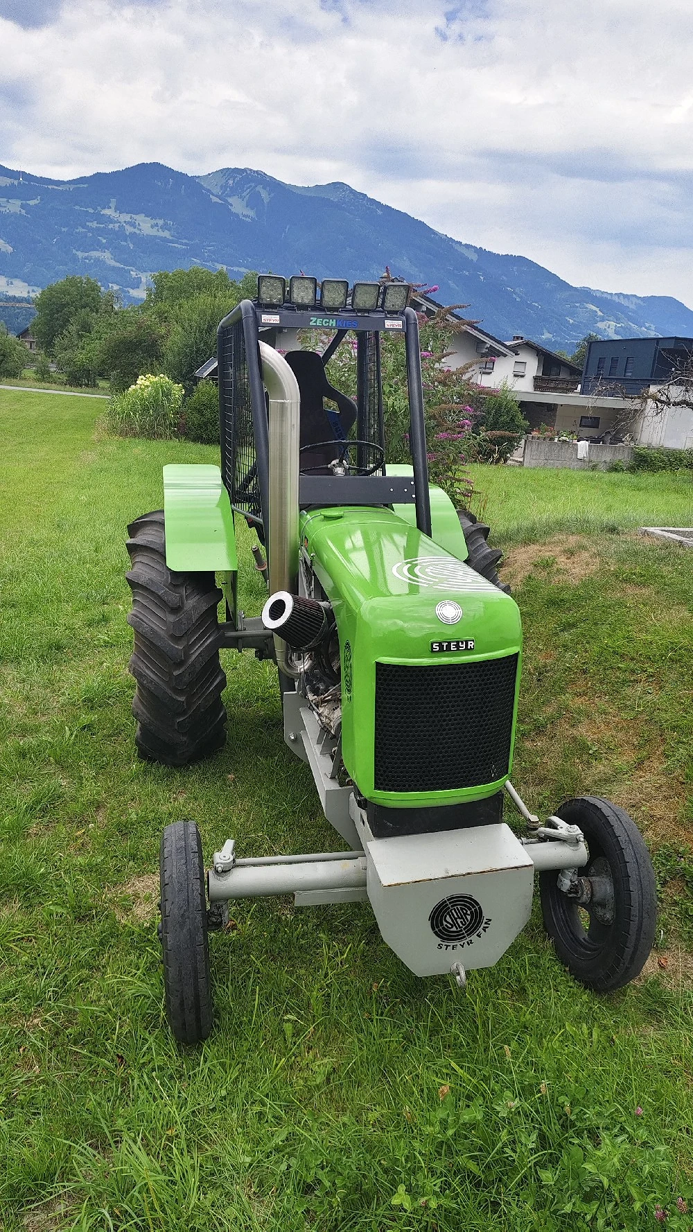 15 Steyr  Renntraktor 120PS!