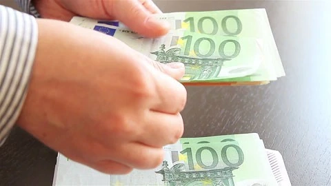 Kredi!te:und Investitionen zu sehr einfachen Konditionen  Wir bieten Finanzierungs- und Investitions