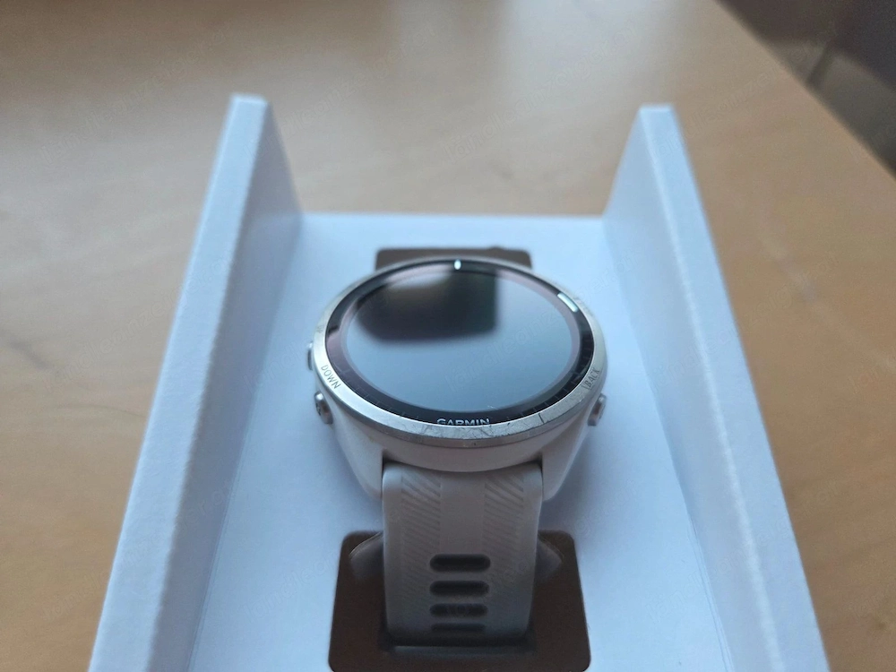 OGarmin Forerunner 965 AMOLED  Smartwatch