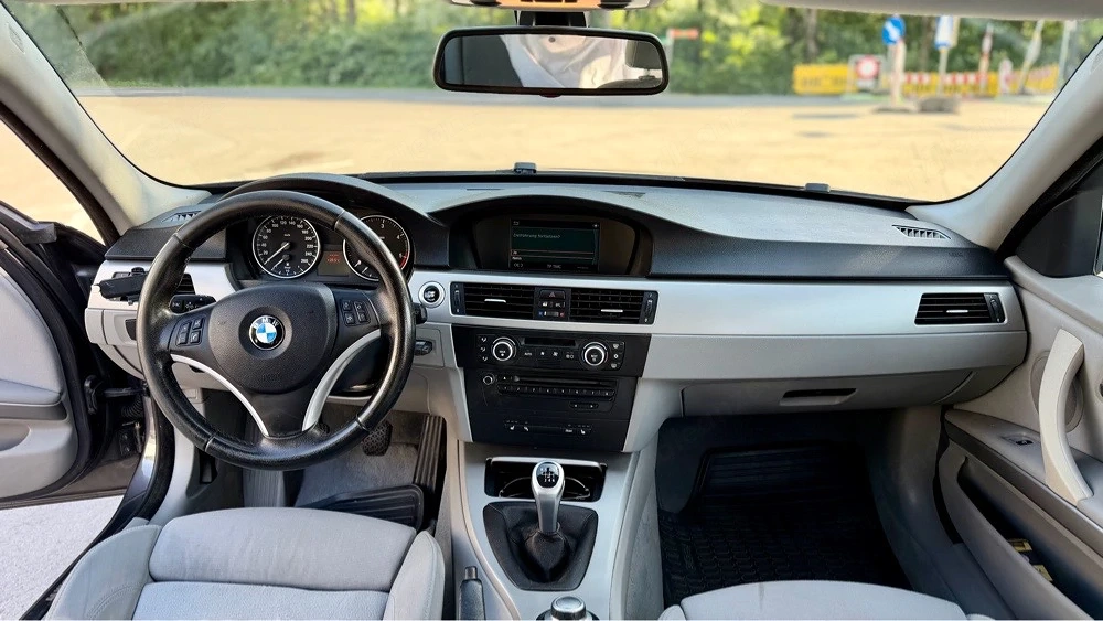 BMW 318d Touring Pickerl bis 08 2027