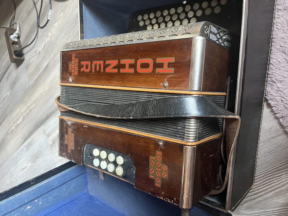 Handorgel älteres Model 