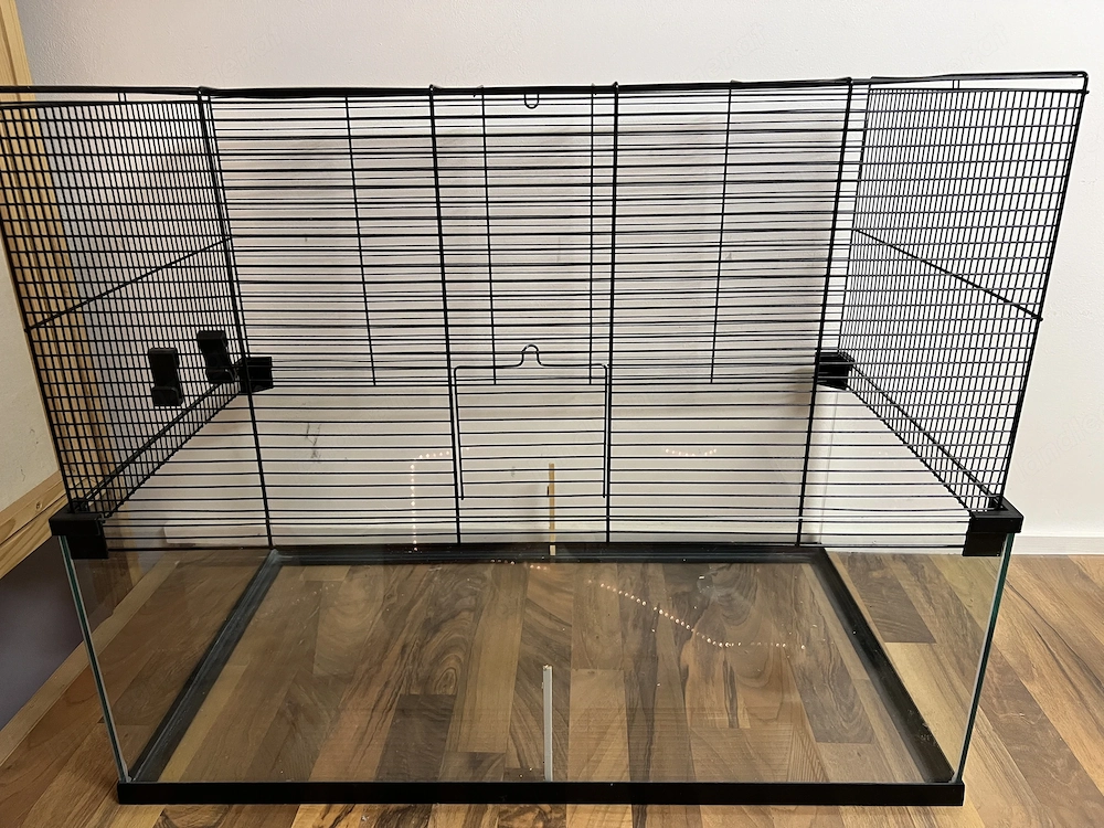 Hamsterkäfig mit Zubehör