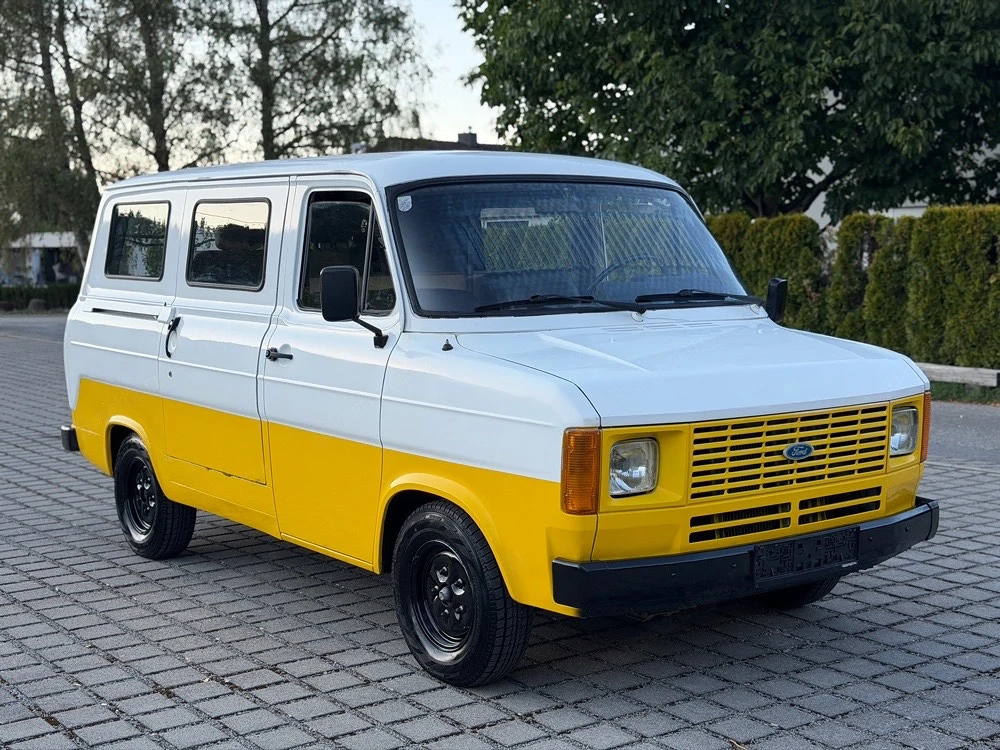 Ford Transit 1.6 Benzin 5 Sitzer