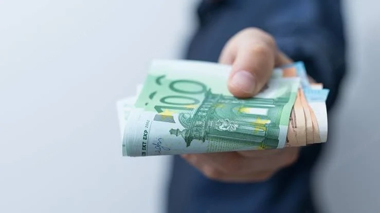 Kreditdienstleistungen: Investitionen, Immobilienkredite, Unternehmensfinanzierung, Agrarkredite  Su