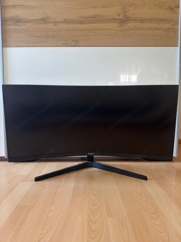 Samsung Curved Bildschirm