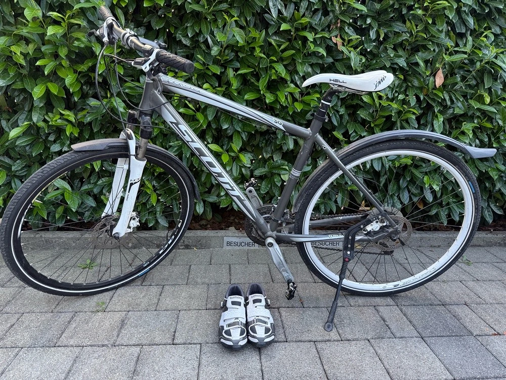 Scott Sportster Fahrrad mit Klickpedalen + Shimano Radschuhe