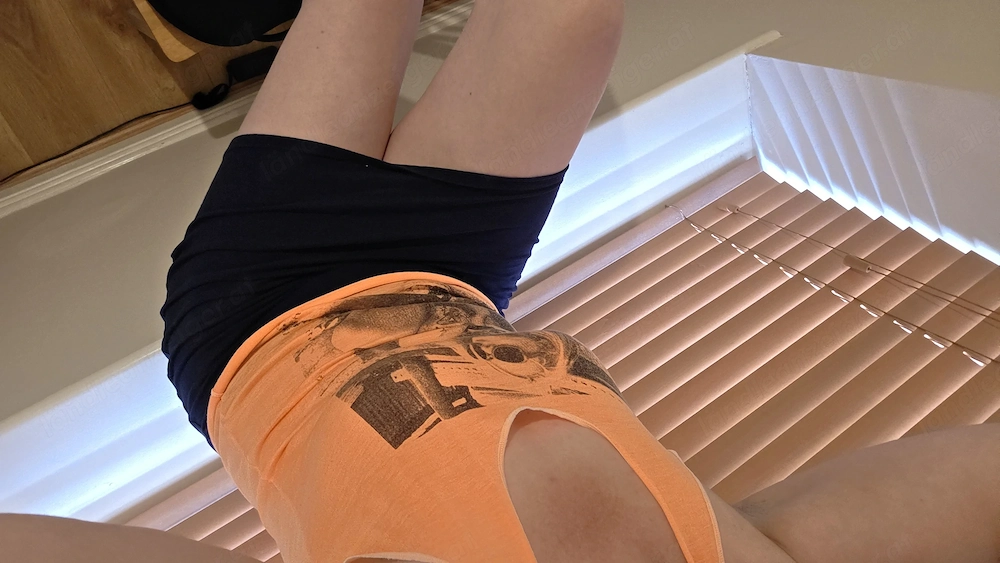 Heißer privater Chat mit Bildern und Videos.