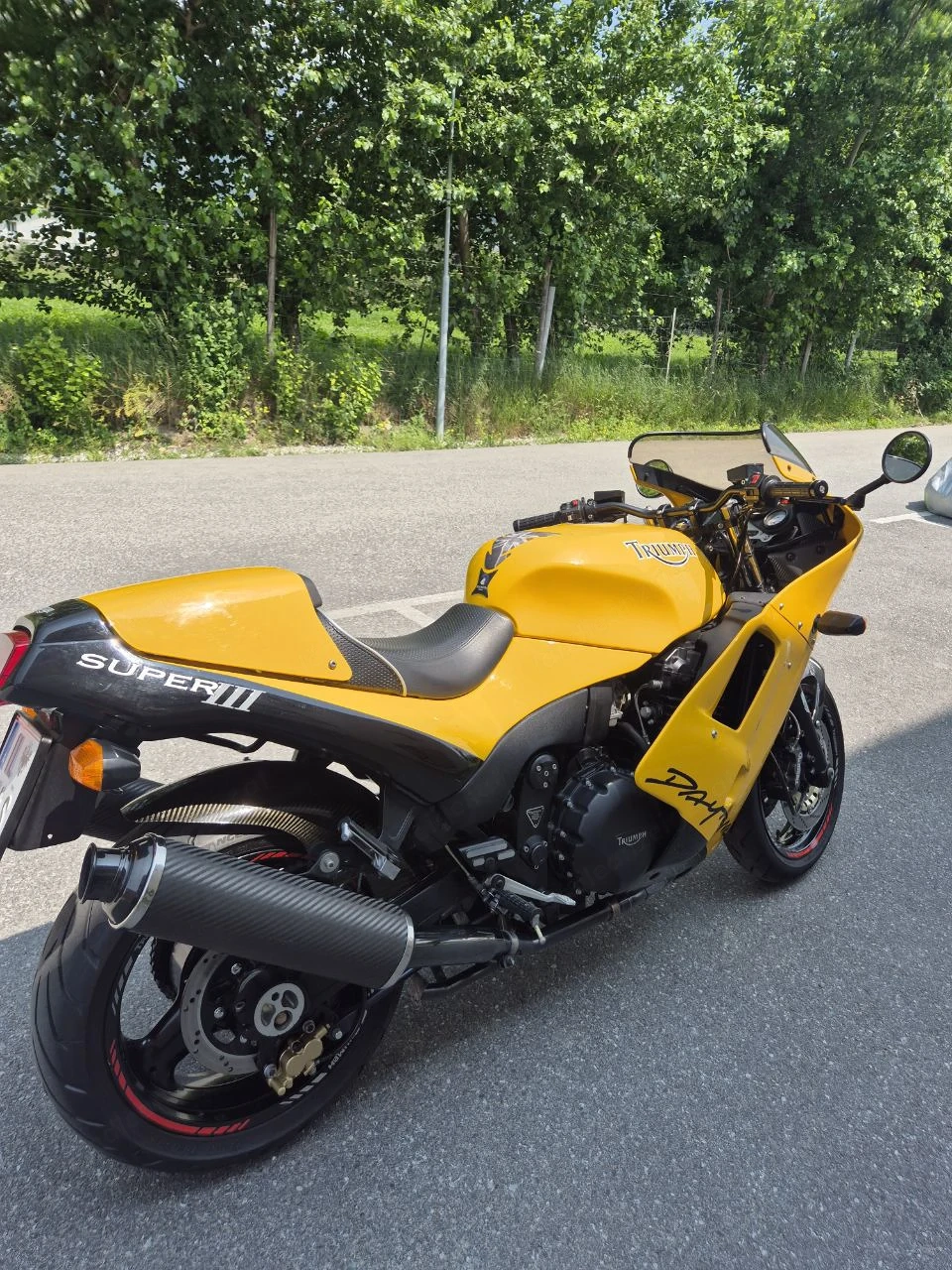 Triumph Daytona Super III xx von 800