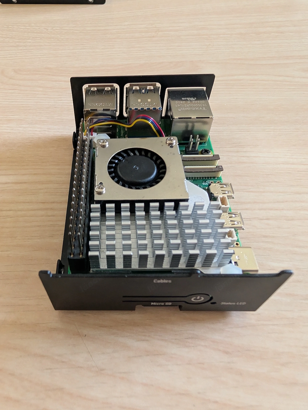 Raspberry Pi 5 (8GB RAM) Komplettset   Metallgehäuse, 64GB SanDisk, Netzteil