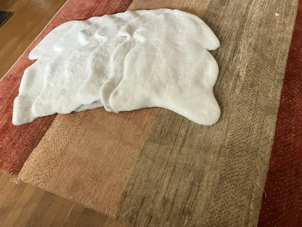 Kunstfelle zu Verkaufen Neuwertig