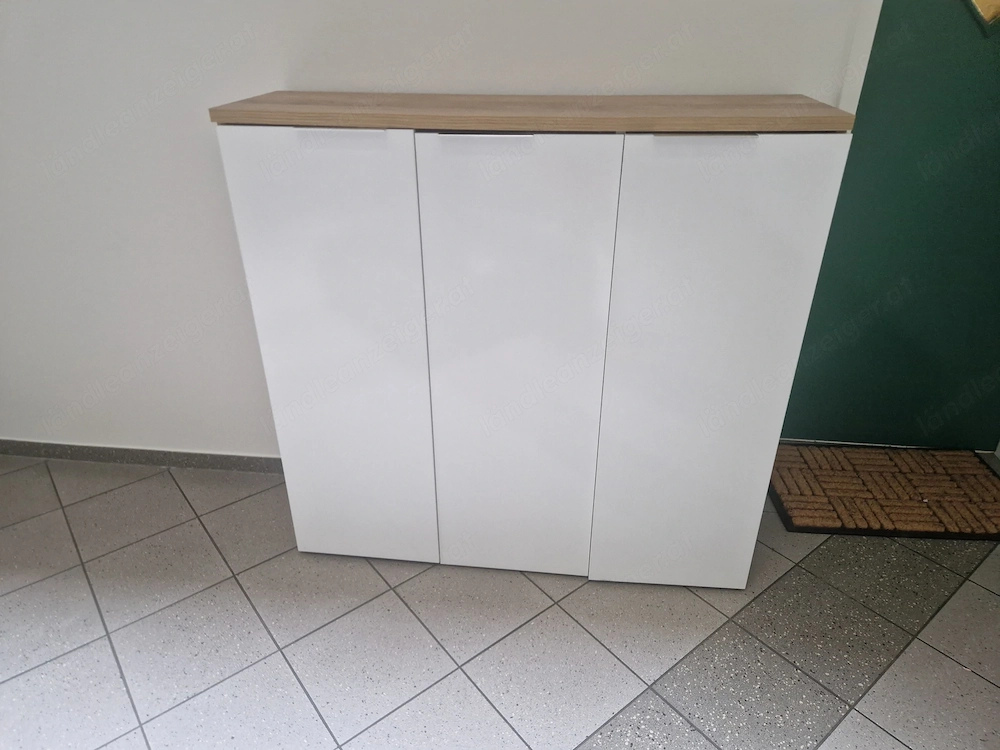 Schuhschrank