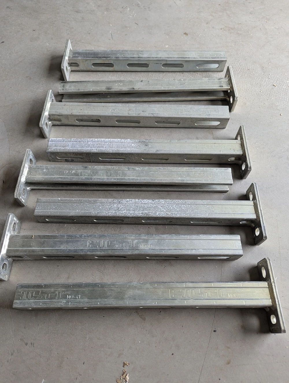 8 Stk. Hilti Konsole MQK 41 450mm