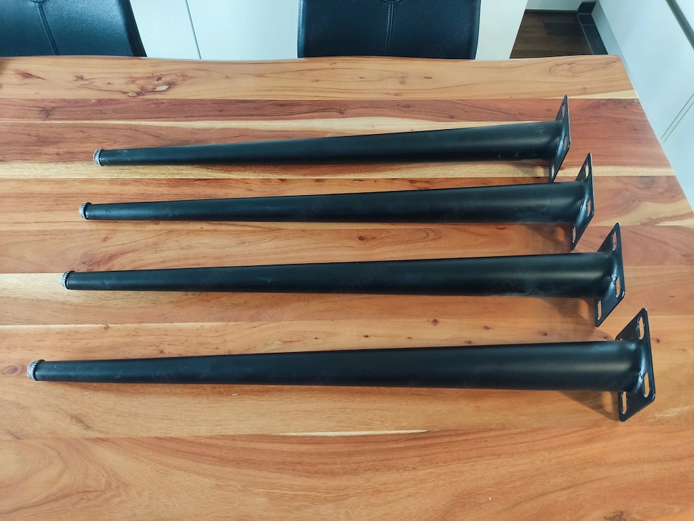 Tischfüße aus Metall