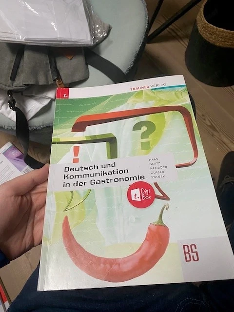 Lehrbuch "Deutsch und Kommunikation in der Gastronomie" an österreichischen Berufsschulen