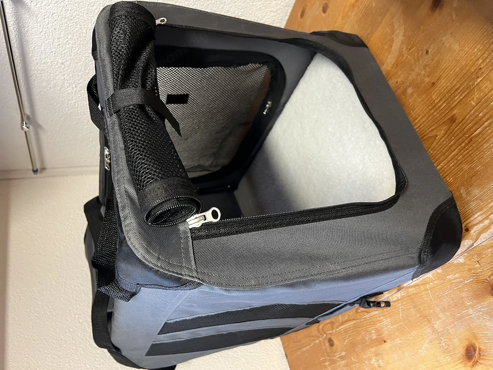 Hundebox   Transportbox faltbar Größe M - Neuwertig!
