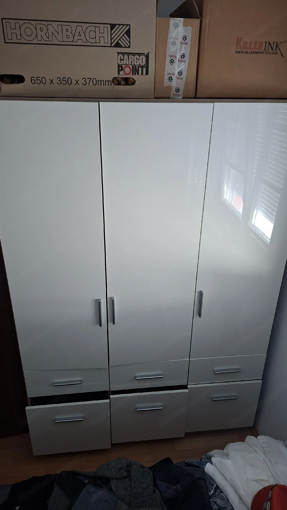 Kleiderschrank
