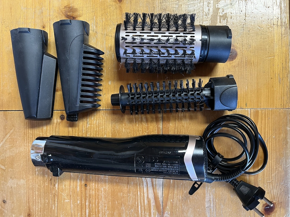 BaByliss Dry, Rundbürstenföhn mit 4 Aufsätzen inkl. Tasche